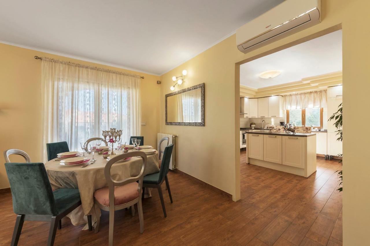 Monique Holiday home